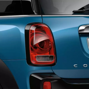 Молдинг левого внешнего фонаря Mini Cooper Countryman F60 17-21 черный глянец