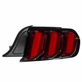 Фонарь правый Ford Mustang mk6 15-23 с хром полоской