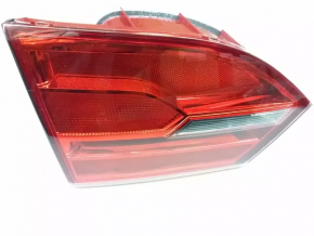Фонарь внутренний крышка багажника левый VW Jetta 11-14 USA