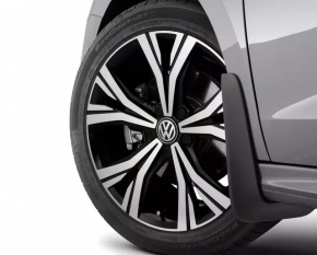 Брызговик передний правый VW Passat b8 16-19 USA
