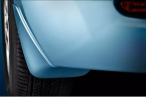 Брызговик передний левый Nissan Leaf 11-17