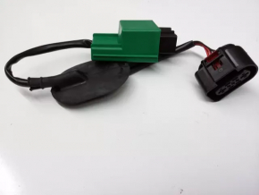 Fuel pump control реле паливного насоса VW Passat b7 12-15 USA