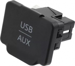 USB Hub, AUX Nissan Versa Note 13-17 тип 1