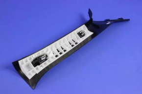Накладка передней стойки левая Chrysler 200 11-14 черн