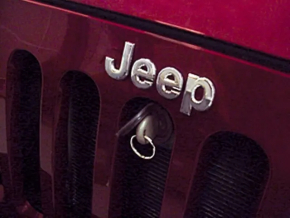 Замок капота Jeep Wrangler 07-17