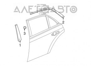 Накладка двери боковая задняя левая Chrysler 300 11-23