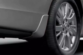 Брызговик задний левый Nissan Sentra 13-19