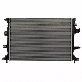 Радіатор охолодження вода Ford Fusion mk5 17-20 2.0T рест