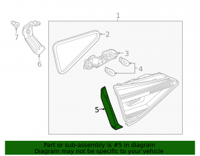 Накладка фонаря внутреннего крышки багажника правая VW Passat b8 16-19 USA