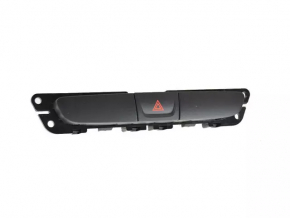 Кнопка аварийки Chrysler 200 15-16