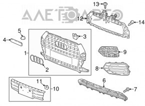 Решетка радиатора grill Audi Q3 16-18 черный глянец
