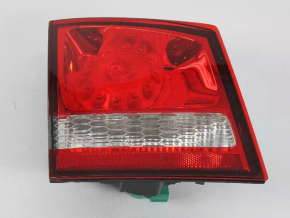 Фонарь внутренний дверь багажника левый Dodge Journey 11-20 LED светлый