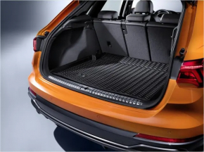 Коврик багажника резина Audi Q3 83A 19-25 черная