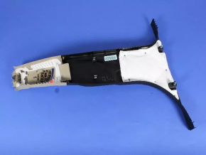 Накладка центральной стойки левая Chrysler 200 11-14 беж