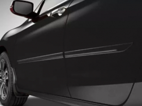 Молдинг двери нижний задний левый Honda Accord 13-16