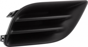 Заглушка ПТФ передня права Nissan Versa 12-14