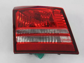 Ліхтар внутрішній кришка багажника лівий Dodge Journey 11-20 лампа