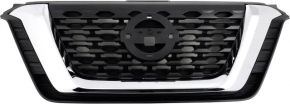 Решетка радиатора grill Nissan Kicks 18-20 дорест, S,SV