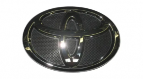 Эмблема решетки радиатора grill Toyota Camry v40 10-11