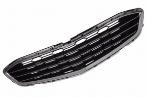 Решетка переднего бампера Chevrolet Malibu 16-18 дорест, царапины