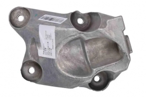Кронштейн двигателя левый Chevrolet Camaro 16-23 2.0T
