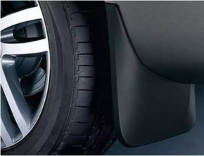 Бризковики передні 2шт Audi Q5 8R 09-17