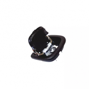 Крюк багажника Audi A3 8V 15-20 4d черный с хром