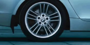 Центральный колпачок на диск BMW X5 E70 07-13 68мм, полез лак