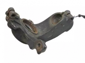 Цапфа со ступицей передняя правая Ford Focus mk3 11-18