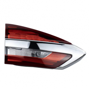 Фонарь внутренний крышка багажника левый Ford Fusion mk5 19-20 галоген+LED с хромом level 3