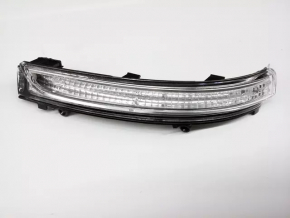 Поворотник зеркала правый VW Beetle 12-19