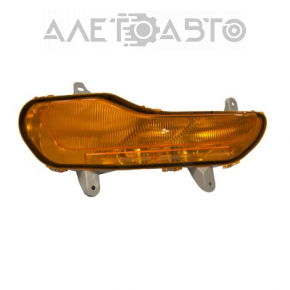 Поворотник правый Ford Escape MK3 13-16 дорест желтый без птф