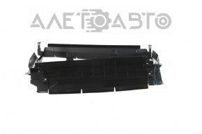 Дефлектор радіатора охолодження Jeep Renegade 15-18 дорест 2.4 рамка, надлом кріплення