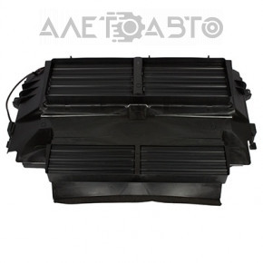 Жалюзи дефлектор радиатора в сборе Ford Focus mk3 15-18 2.0 рест, с моторчиком, трещина, слом креп