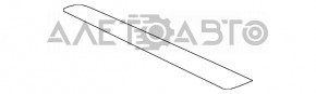 Накладка торпеды правая Subaru Outback 15-19 коричневая с хром полосой, царапины
