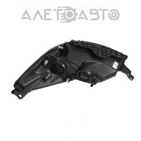 Фара передняя правая голая Ford Escape MK3 13-16 дорест галоген, паутинка, нет заглушки