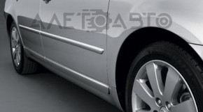 Накладка дверей нижня зад прав Toyota Camry v40 подряпини