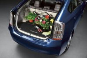Коврик багажника Toyota Prius V 12-17 резина черный, не ориг