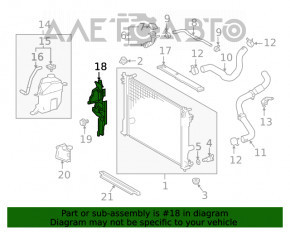 Дефлектор радиатора правый Toyota Camry v70 18-20 2.5, 3.5 L\LE\XLE