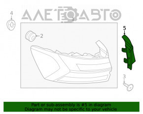 Накладка ліхтаря зовнішнього крило прав VW Jetta 19-